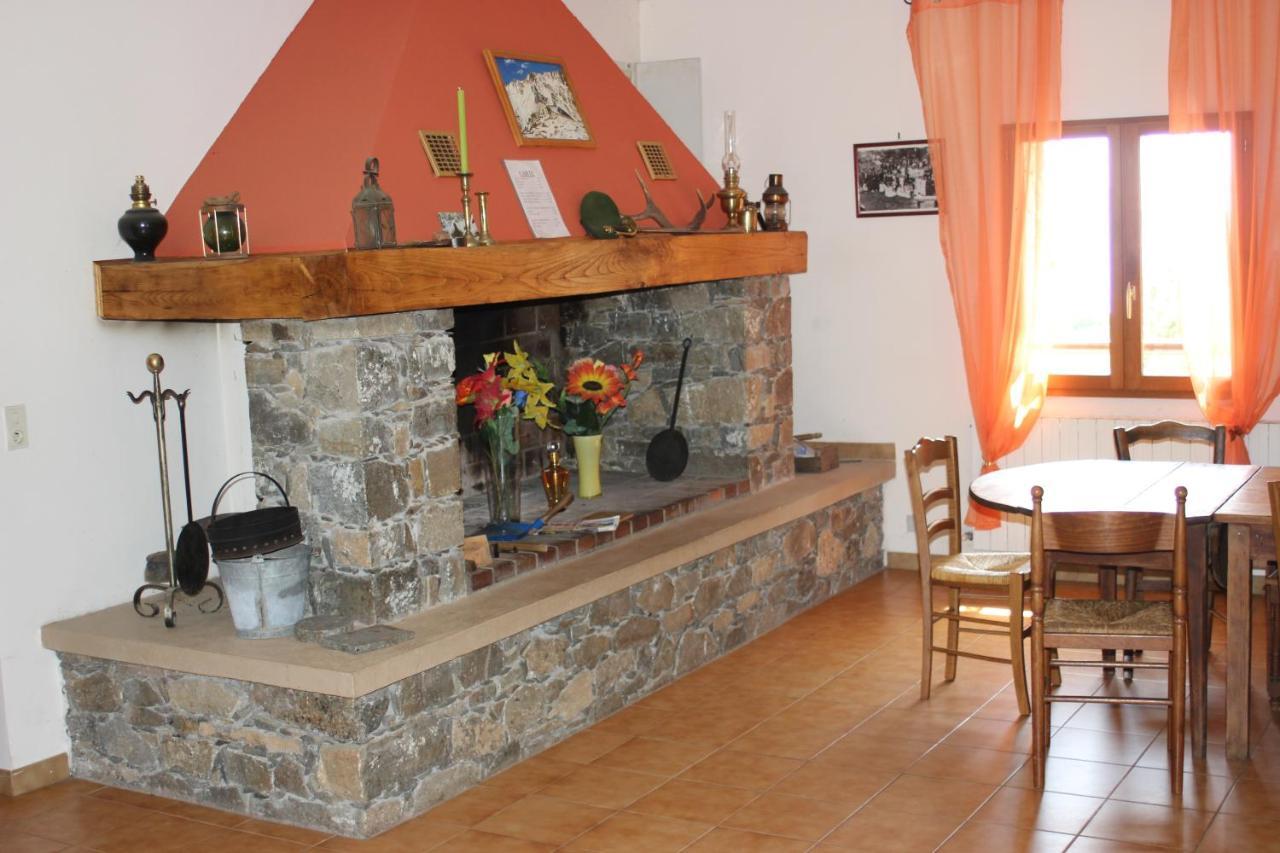 Chambre D'Hote "Chez Antoinette Et Charles" Santo-Pietro-di-Venaco Exterior photo